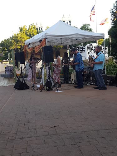 Downtown Vacaville Farmers' Market