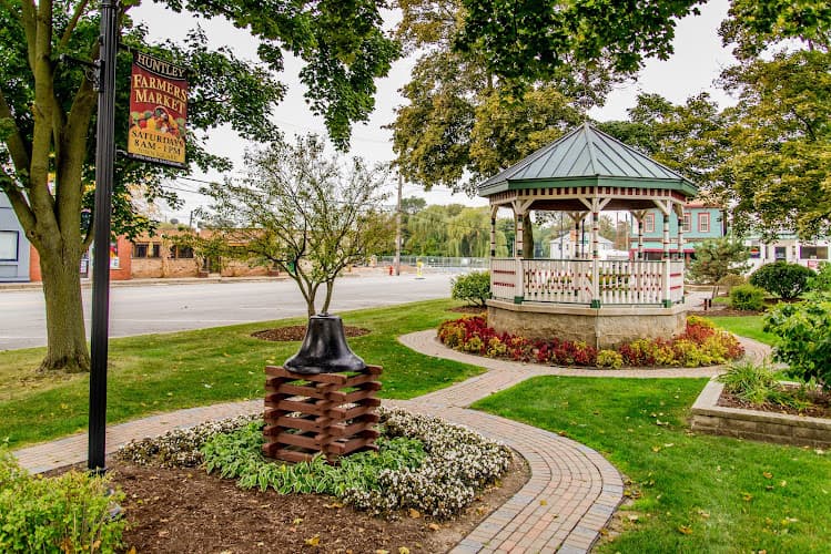 Huntley Farmers Market