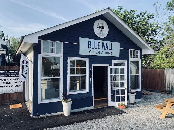 Blue Wall Cider & Wine Tasting Room / Long Stone Farm Route 9 Meat Market