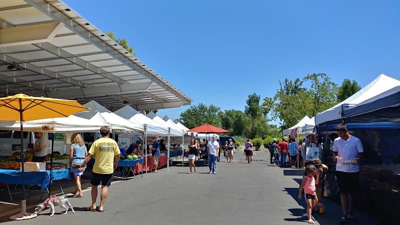 Farmers Market, East Hills
