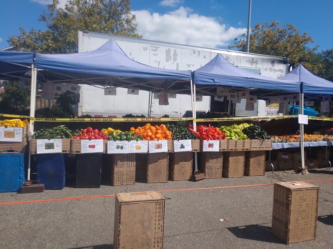 Staten Island Mall Greenmarket