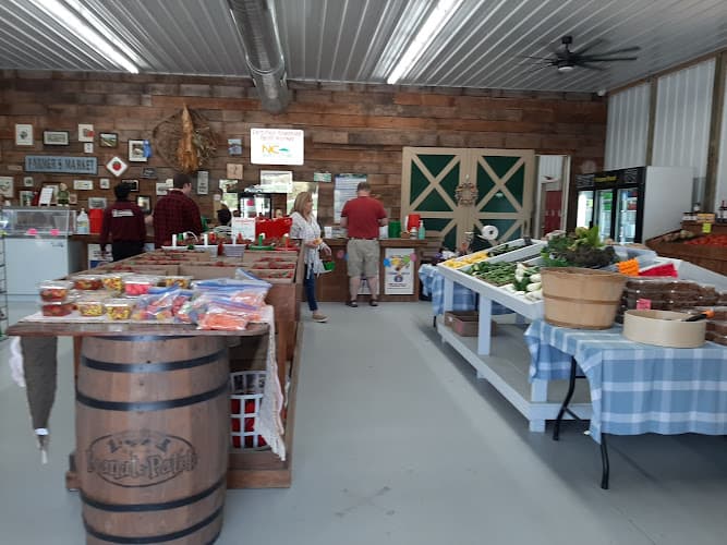 White Hill Farms Strawberries & Produce
