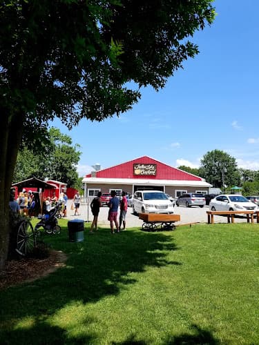 Faulkner Lake Orchard Wedding and Event Center- Farmers Market