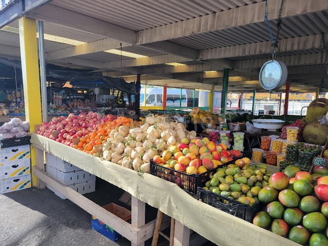 Denios Farmers Market