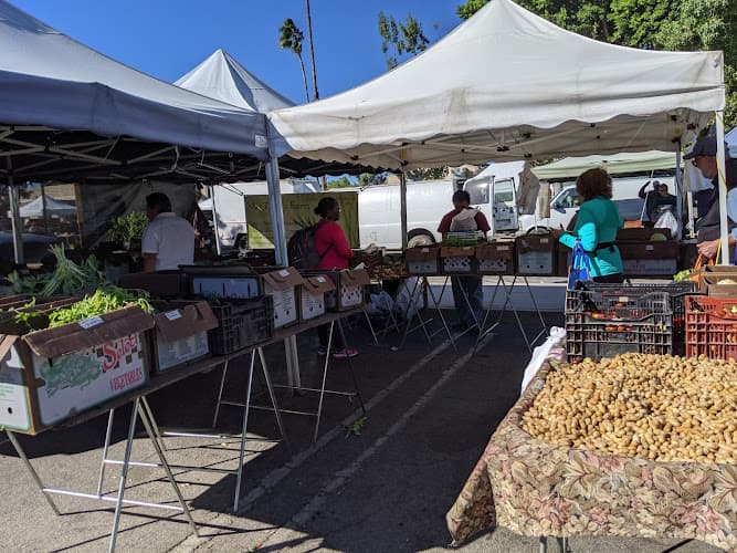 Encino Farmers Market