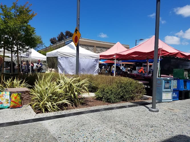 California Avenue Farmers' Market