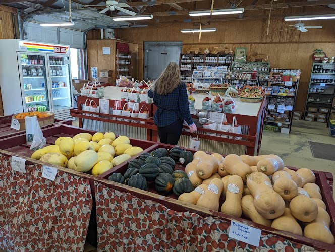 Thierbach Orchards' Market
