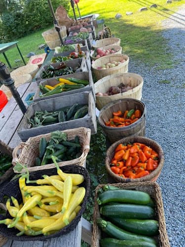 Hank’s Farm Stand