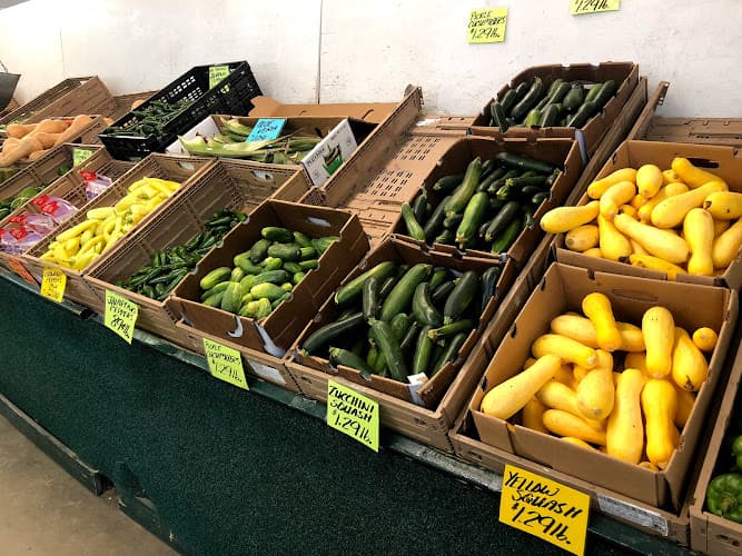 T & T Farmers Market