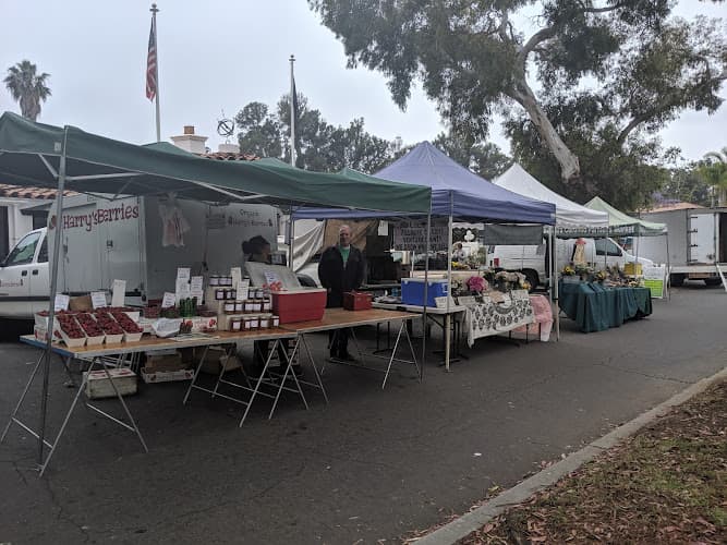Santa Barbara Farmers Market // Friday