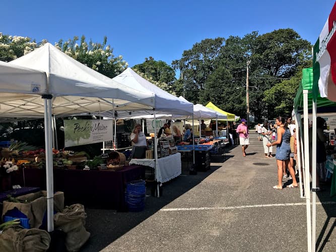 East Hampton Farmers Market-Fridays
