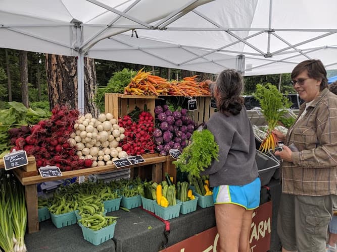 The Farmers Market at Libby
