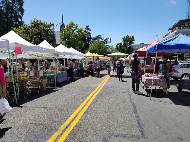 Downtown Berkeley Farmers' Market