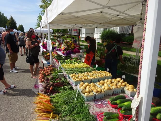 Racine Harbor Market