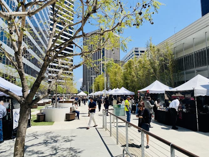 Century City Farmer's Market