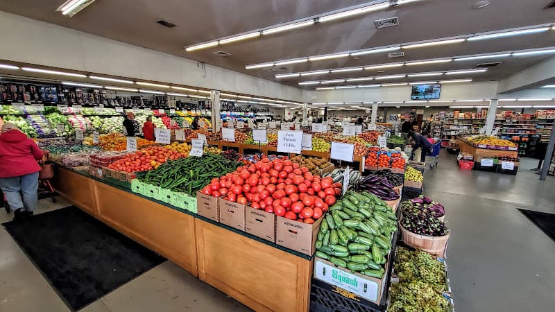 Elias Market