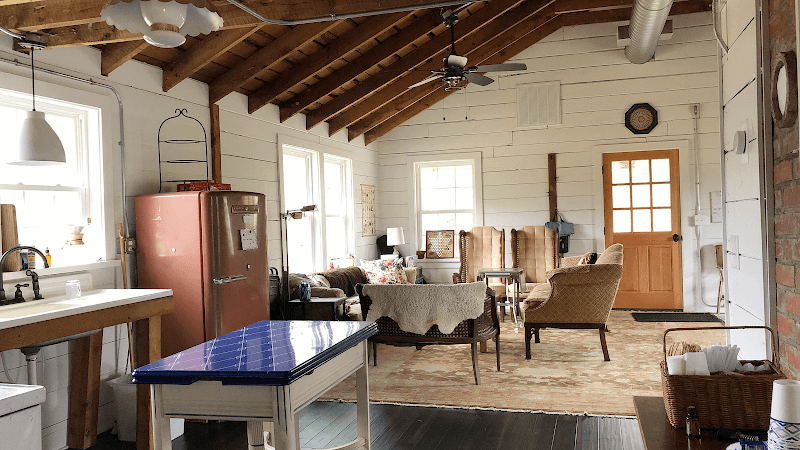 The Schoolhouse Farm & Community Market