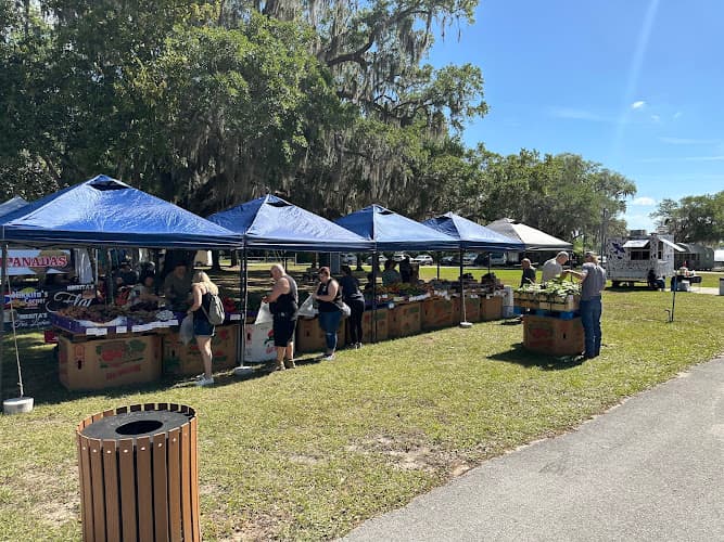 Groveland Community Market