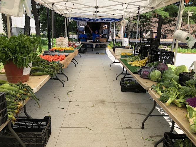 Woodbridge Farmer's Market