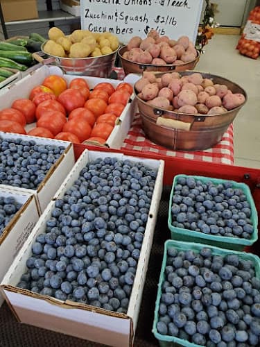 Elium Farm Market