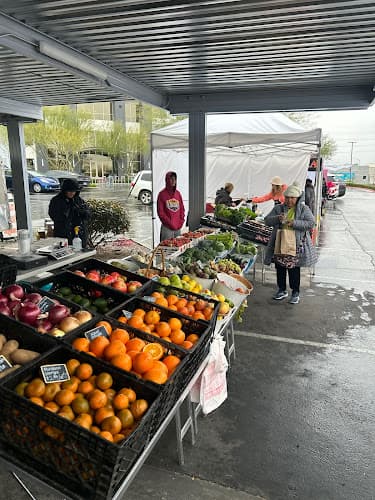 Fresh52 Farmers & Artisans Market