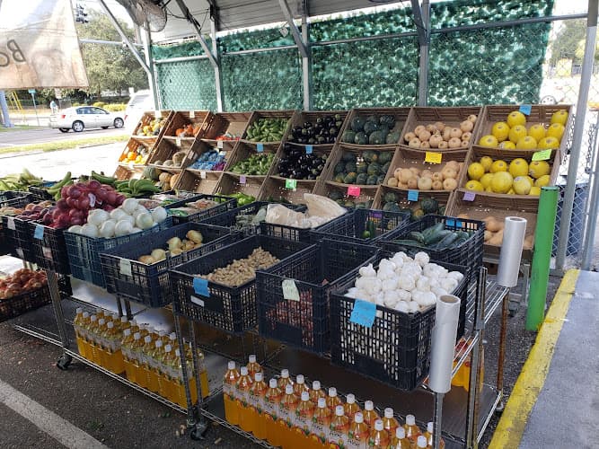 Holiday's Farmers Market