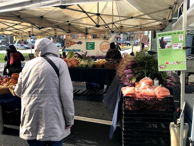 University District Farmers Market