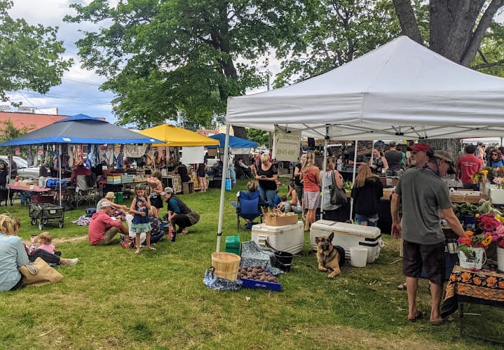 Farmers' Market at Sandpoint