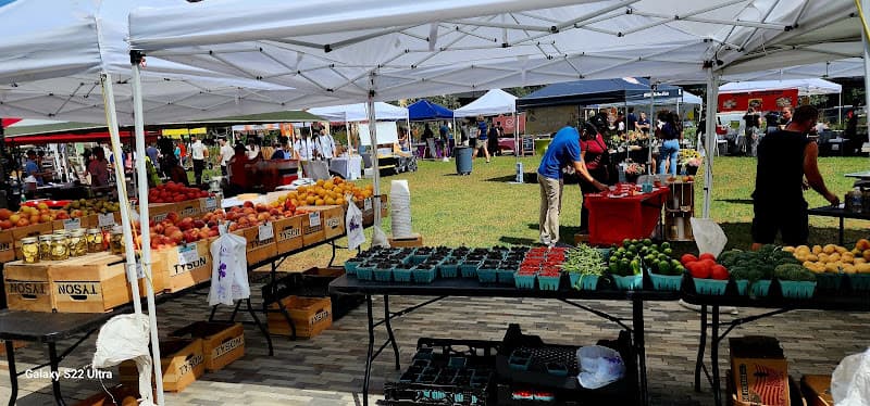 EatLoco Farmers Market at MetPark