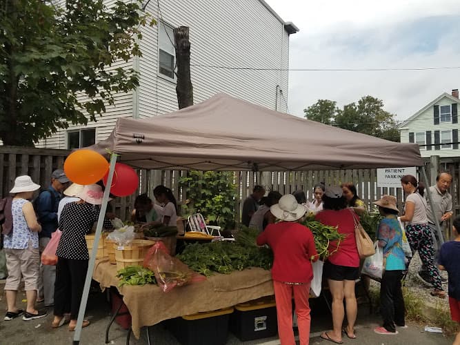 DotHouse Health Farmers Market