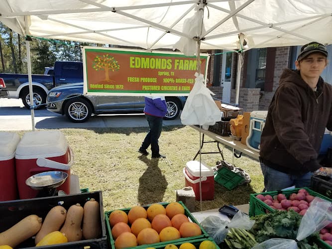 The Courtyard Collective Farmer's Market