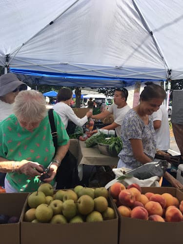 East Asheville Tailgate Market