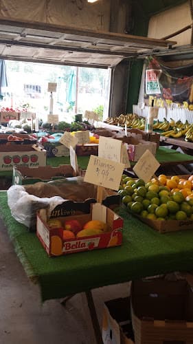 Moore's Farm Market