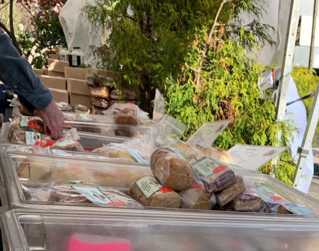New Morning Farmers Market