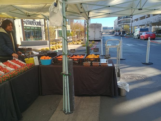 Uncommons Farmers Market